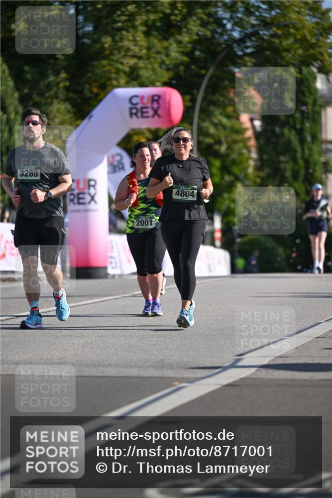 07.09.2025 - BARMER Alsterlauf Dr. Thomas Lammeyer http://msf.ph/oto/8717001 07.09.2025 09:56:59 Laufen 3280, 2001, 4804 meine-sportfotos.de