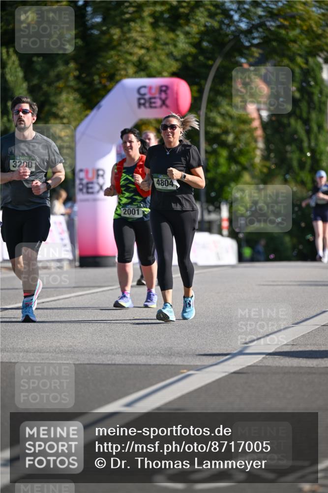 07.09.2025 - BARMER Alsterlauf Dr. Thomas Lammeyer http://msf.ph/oto/8717005 07.09.2025 09:56:59 Laufen 3220, 2001, 4804 meine-sportfotos.de