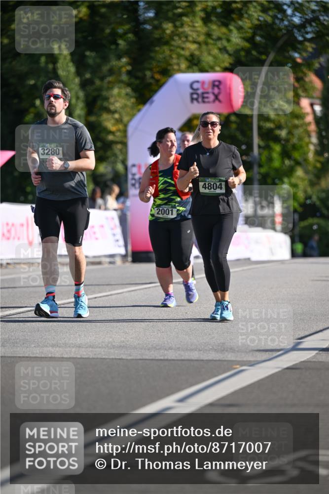 07.09.2025 - BARMER Alsterlauf Dr. Thomas Lammeyer http://msf.ph/oto/8717007 07.09.2025 09:56:59 Laufen 3280, 2001, 4804 meine-sportfotos.de