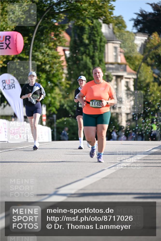 07.09.2025 - BARMER Alsterlauf Dr. Thomas Lammeyer http://msf.ph/oto/8717026 07.09.2025 09:57:05 Laufen 688, 46, 1145, 800 meine-sportfotos.de