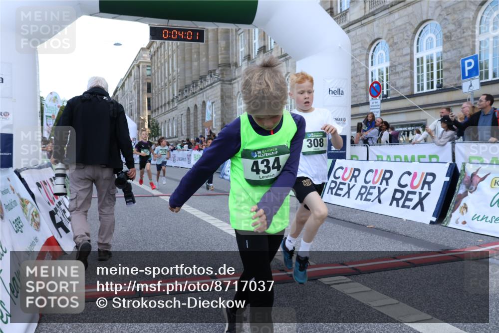 07.09.2025 - BARMER Alsterlauf Strokosch-Dieckow http://msf.ph/oto/8717037 07.09.2025 10:50:42 Ziel 166, 270, 279, 283, 291, 308, 310, 434, 450, 451 meine-sportfotos.de