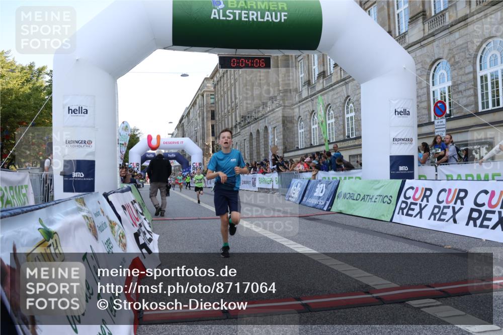 07.09.2025 - BARMER Alsterlauf Strokosch-Dieckow http://msf.ph/oto/8717064 07.09.2025 10:50:47 Ziel 270, 279, 283, 310, 313, 408, 450 meine-sportfotos.de