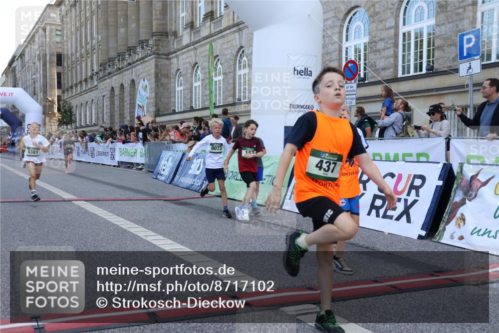 07.09.2025 - BARMER Alsterlauf Strokosch-Dieckow http://msf.ph/oto/8717102 07.09.2025 10:51:04 Ziel 157, 162, 163, 167, 171, 193, 196, 216, 251, 295, 320, 407, 437, 441, 8071, 8073, 8194, 8233, 8381 meine-sportfotos.de