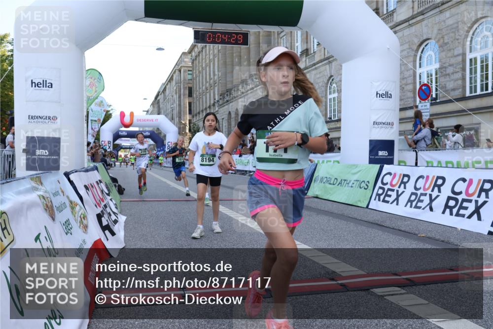 07.09.2025 - BARMER Alsterlauf Strokosch-Dieckow http://msf.ph/oto/8717117 07.09.2025 10:51:10 Ziel 162, 163, 171, 193, 216, 251, 295, 318, 320, 336, 431, 449, 8194, 8233 meine-sportfotos.de