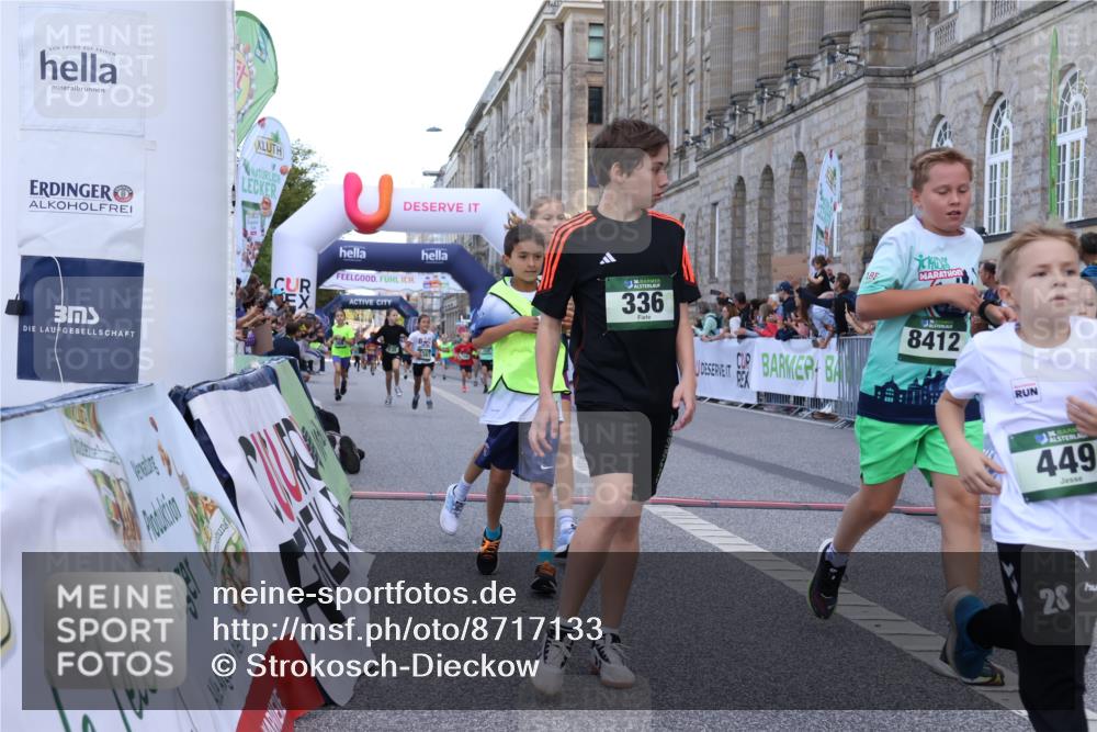 07.09.2025 - BARMER Alsterlauf Strokosch-Dieckow http://msf.ph/oto/8717133 07.09.2025 10:51:17 Ziel 189, 309, 318, 319, 335, 336, 388, 430, 431, 432, 449, 8367 meine-sportfotos.de