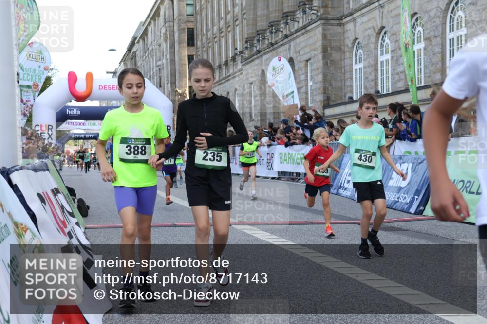 07.09.2025 - BARMER Alsterlauf Strokosch-Dieckow http://msf.ph/oto/8717143 07.09.2025 10:51:23 Ziel 189, 211, 261, 303, 309, 314, 319, 327, 335, 388, 399, 420, 430, 432, 8367 meine-sportfotos.de