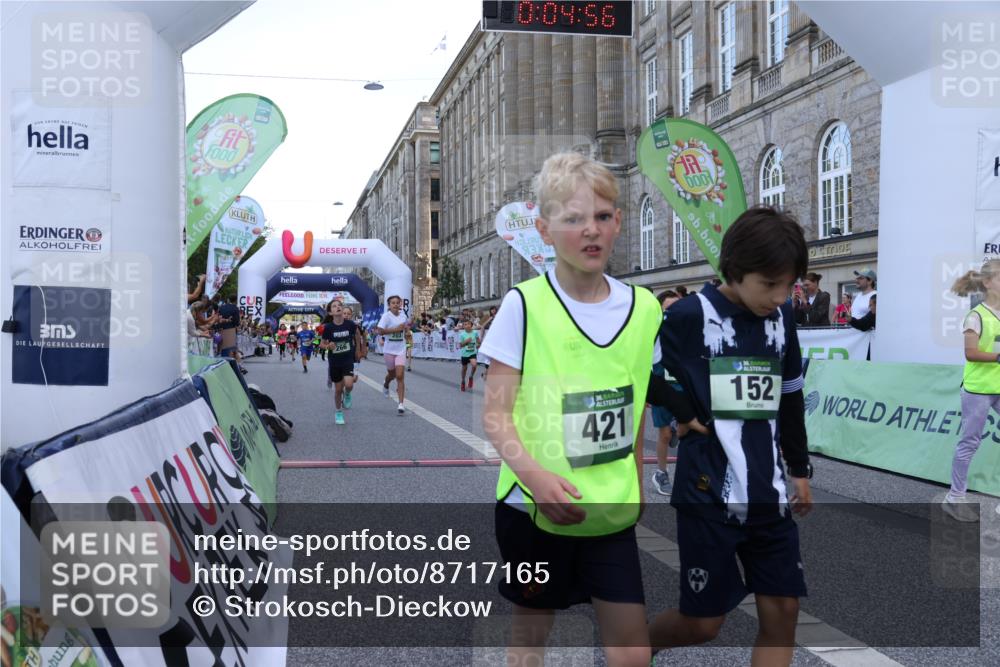 07.09.2025 - BARMER Alsterlauf Strokosch-Dieckow http://msf.ph/oto/8717165 07.09.2025 10:51:37 Ziel 152, 156, 170, 203, 256, 266, 322, 332, 343, 391, 400, 421, 422, 425, 426, 433, 442, 452, 8135, 8188, 8189, 8209, 8329, 8376, 8380, 8459 meine-sportfotos.de