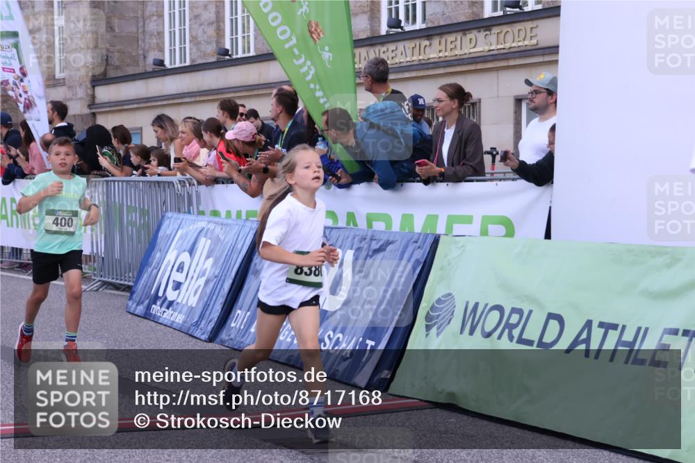 07.09.2025 - BARMER Alsterlauf Strokosch-Dieckow http://msf.ph/oto/8717168 07.09.2025 10:51:39 Ziel 152, 156, 170, 203, 205, 256, 266, 273, 322, 332, 400, 401, 421, 425, 426, 442, 452, 8135, 8329, 8376, 8380, 8459 meine-sportfotos.de