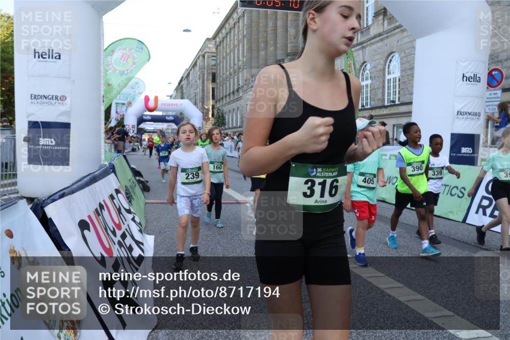 07.09.2025 - BARMER Alsterlauf Strokosch-Dieckow http://msf.ph/oto/8717194 07.09.2025 10:51:51 Ziel 158, 160, 174, 178, 192, 204, 222, 239, 240, 273, 288, 296, 306, 307, 311, 316, 317, 323, 334, 339, 342, 369, 383, 390, 392, 401, 405, 406, 409, 412, 423, 439, 440, 445, 446, 448, 8193, 8460 meine-sportfotos.de