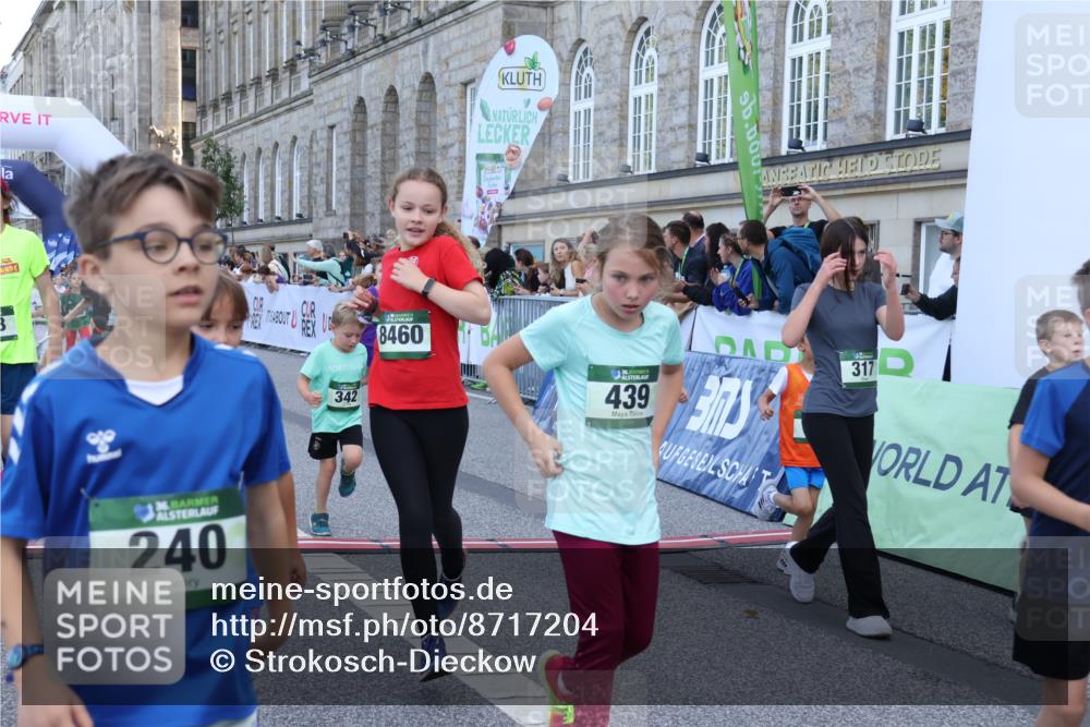 07.09.2025 - BARMER Alsterlauf Strokosch-Dieckow http://msf.ph/oto/8717204 07.09.2025 10:51:55 Ziel 153, 158, 160, 174, 178, 186, 192, 204, 222, 227, 239, 240, 265, 288, 296, 306, 307, 311, 316, 317, 323, 339, 342, 369, 389, 390, 406, 409, 423, 439, 446, 448, 8460 meine-sportfotos.de