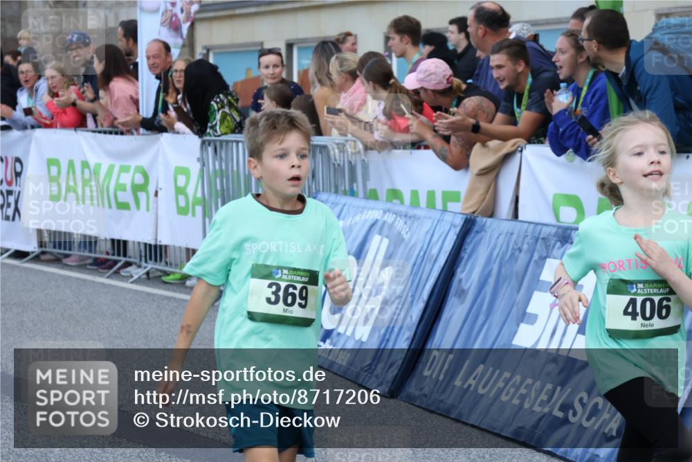07.09.2025 - BARMER Alsterlauf Strokosch-Dieckow http://msf.ph/oto/8717206 07.09.2025 10:51:58 Ziel 153, 158, 178, 186, 192, 204, 227, 240, 265, 288, 296, 306, 307, 311, 312, 315, 317, 323, 342, 350, 369, 389, 406, 409, 423, 424, 439, 448, 455, 8460 meine-sportfotos.de