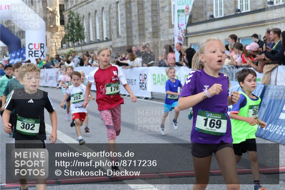 07.09.2025 - BARMER Alsterlauf Strokosch-Dieckow http://msf.ph/oto/8717236 07.09.2025 10:52:12 Ziel 164, 169, 179, 191, 202, 206, 207, 209, 220, 232, 238, 253, 257, 258, 274, 285, 297, 346, 364, 367, 368, 393, 394, 403, 404, 415, 8277 meine-sportfotos.de