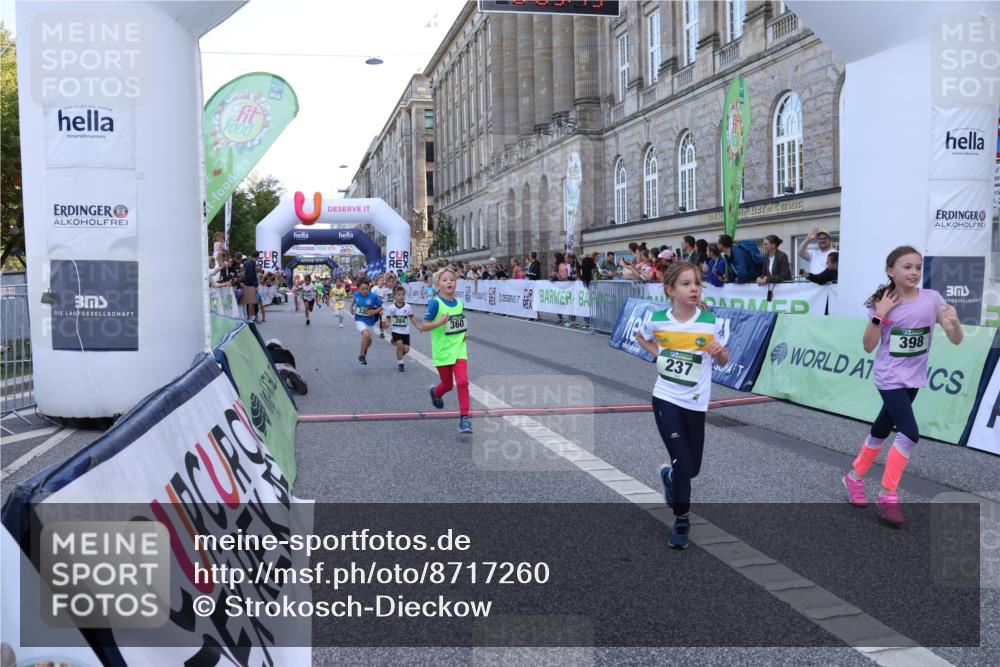 07.09.2025 - BARMER Alsterlauf Strokosch-Dieckow http://msf.ph/oto/8717260 07.09.2025 10:52:25 Ziel 154, 155, 168, 175, 212, 221, 237, 284, 299, 330, 360, 382, 385, 398, 8298, 8451, 8480, 8487 meine-sportfotos.de