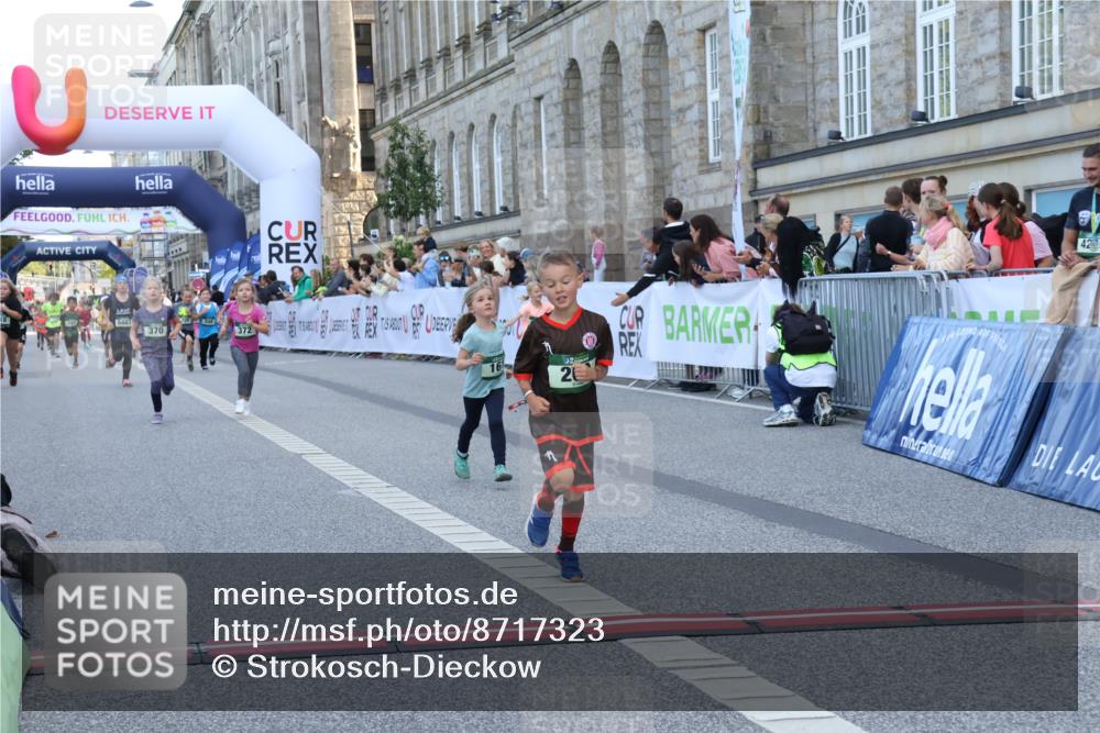 07.09.2025 - BARMER Alsterlauf Strokosch-Dieckow http://msf.ph/oto/8717323 07.09.2025 10:52:56 Ziel 161, 181, 182, 195, 200, 218, 255, 370, 372, 8084, 8483 meine-sportfotos.de