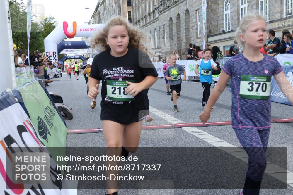 07.09.2025 - BARMER Alsterlauf Strokosch-Dieckow http://msf.ph/oto/8717337 07.09.2025 10:53:02 Ziel 161, 188, 198, 200, 201, 218, 326, 348, 355, 362, 370, 372, 8084, 8211, 8220, 8297, 8483 meine-sportfotos.de