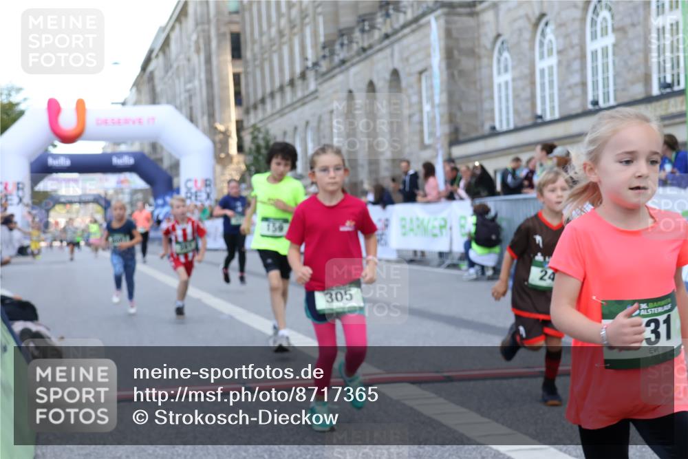 07.09.2025 - BARMER Alsterlauf Strokosch-Dieckow http://msf.ph/oto/8717365 07.09.2025 10:53:15 Ziel 159, 185, 248, 254, 278, 281, 292, 293, 304, 305, 321, 331, 338, 416, 8087 meine-sportfotos.de