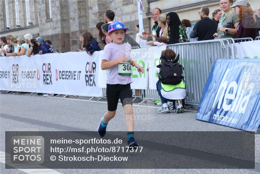 07.09.2025 - BARMER Alsterlauf Strokosch-Dieckow http://msf.ph/oto/8717377 07.09.2025 10:53:20 Ziel 159, 185, 243, 248, 281, 304, 305, 321, 447, 8087 meine-sportfotos.de