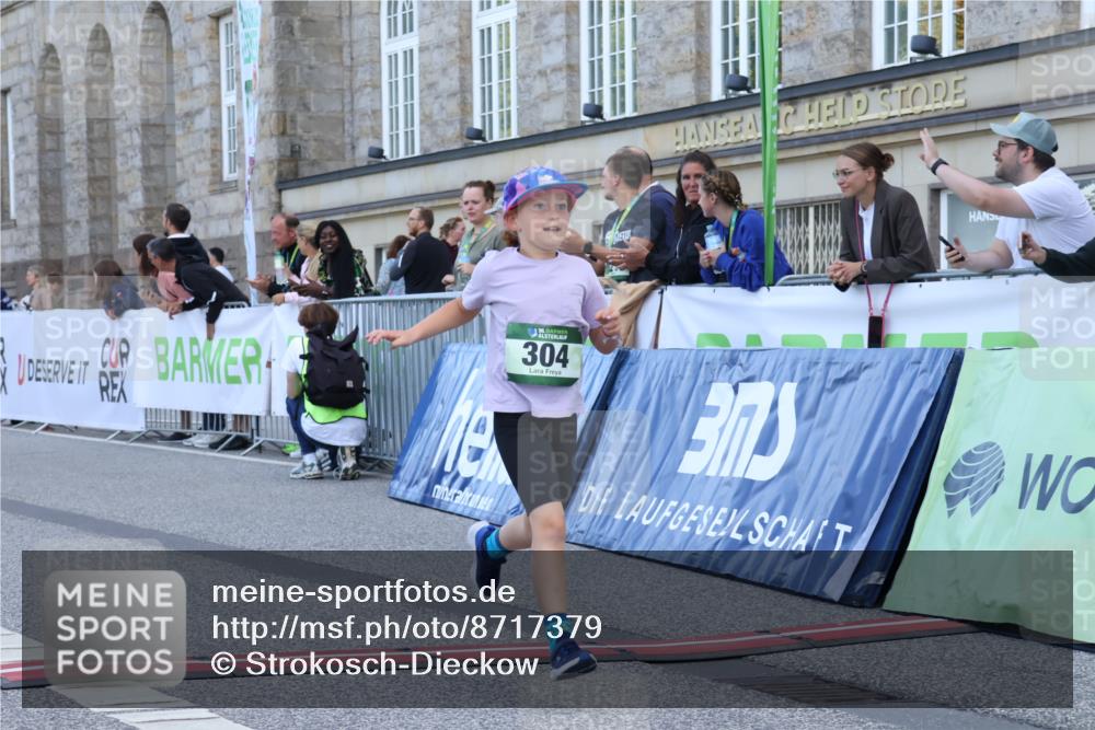 07.09.2025 - BARMER Alsterlauf Strokosch-Dieckow http://msf.ph/oto/8717379 07.09.2025 10:53:21 Ziel 159, 185, 243, 281, 304, 321, 447, 8087, 8103 meine-sportfotos.de