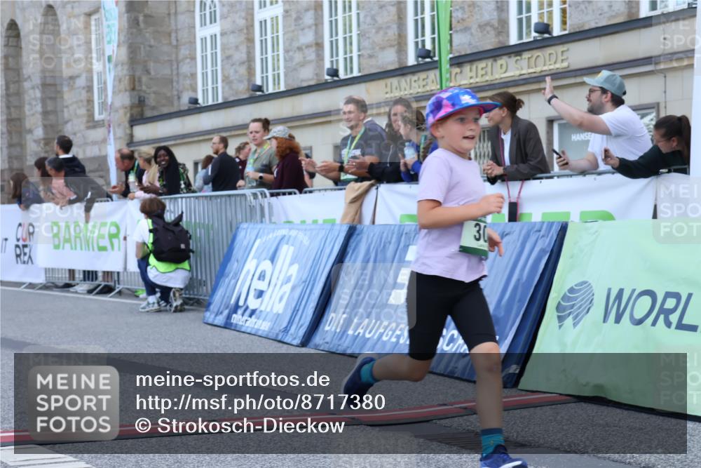 07.09.2025 - BARMER Alsterlauf Strokosch-Dieckow http://msf.ph/oto/8717380 07.09.2025 10:53:21 Ziel 159, 185, 243, 281, 304, 321, 447, 8087, 8103 meine-sportfotos.de