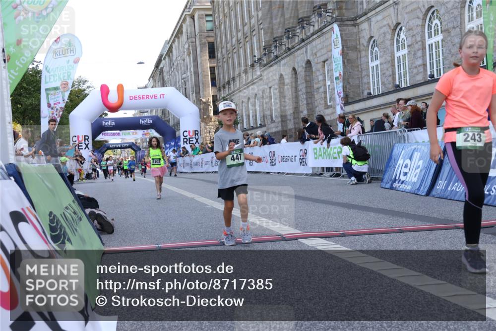 07.09.2025 - BARMER Alsterlauf Strokosch-Dieckow http://msf.ph/oto/8717385 07.09.2025 10:53:24 Ziel 185, 243, 304, 447, 8103 meine-sportfotos.de