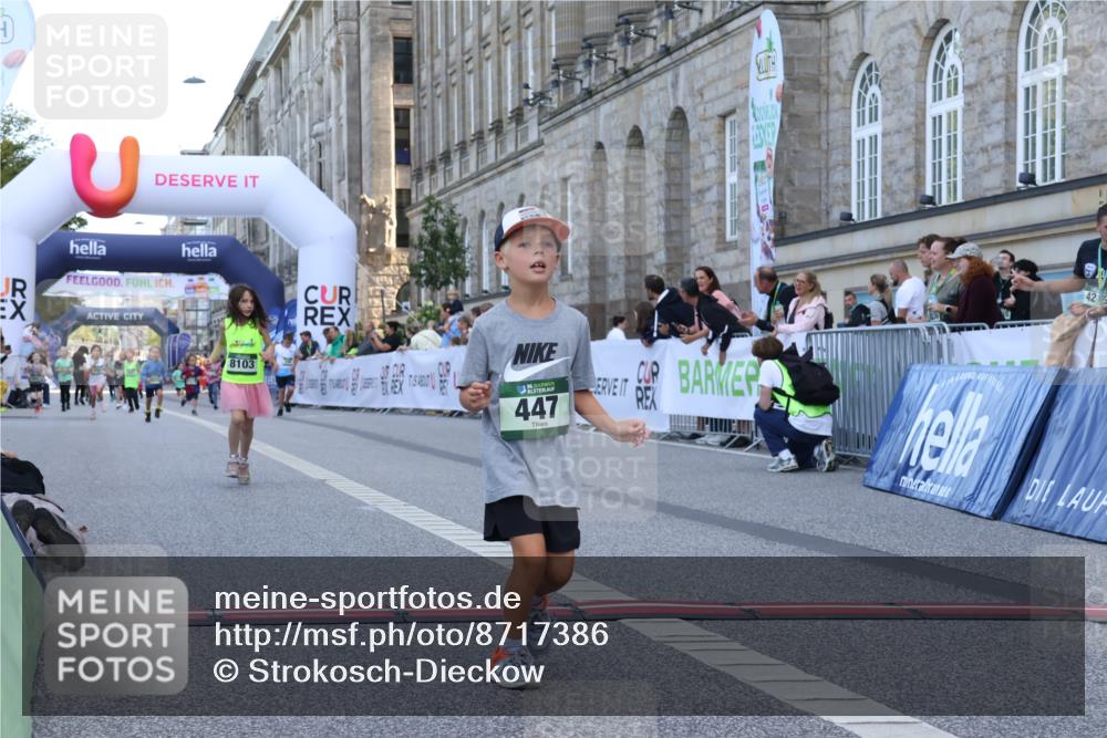 07.09.2025 - BARMER Alsterlauf Strokosch-Dieckow http://msf.ph/oto/8717386 07.09.2025 10:53:25 Ziel 185, 243, 304, 447, 8103 meine-sportfotos.de