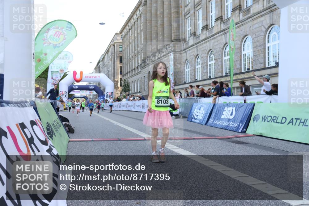 07.09.2025 - BARMER Alsterlauf Strokosch-Dieckow http://msf.ph/oto/8717395 07.09.2025 10:53:29 Ziel 264, 447, 8055, 8103 meine-sportfotos.de