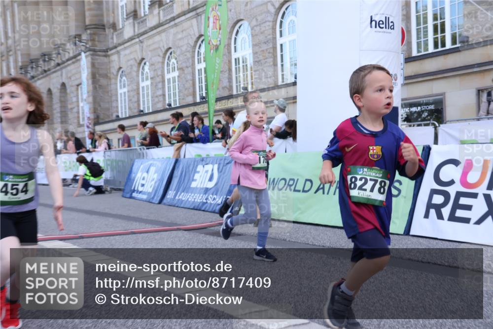 07.09.2025 - BARMER Alsterlauf Strokosch-Dieckow http://msf.ph/oto/8717409 07.09.2025 10:53:38 Ziel 176, 246, 252, 264, 324, 325, 333, 337, 356, 358, 363, 454, 8055, 8278 meine-sportfotos.de