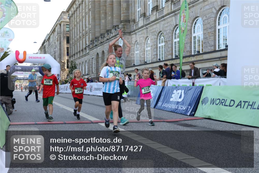 07.09.2025 - BARMER Alsterlauf Strokosch-Dieckow http://msf.ph/oto/8717427 07.09.2025 10:53:46 Ziel 233, 249, 252, 294, 324, 325, 333, 337, 361, 363 meine-sportfotos.de