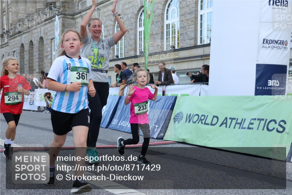 07.09.2025 - BARMER Alsterlauf Strokosch-Dieckow http://msf.ph/oto/8717429 07.09.2025 10:53:47 Ziel 183, 233, 249, 252, 294, 324, 325, 337, 361, 363 meine-sportfotos.de
