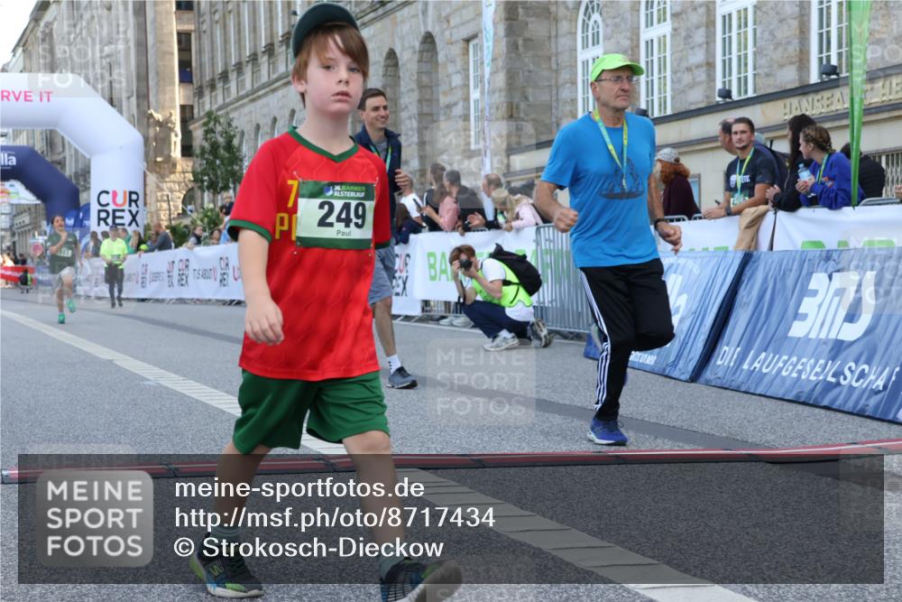 07.09.2025 - BARMER Alsterlauf Strokosch-Dieckow http://msf.ph/oto/8717434 07.09.2025 10:53:49 Ziel 183, 233, 249, 252, 294, 325, 361 meine-sportfotos.de
