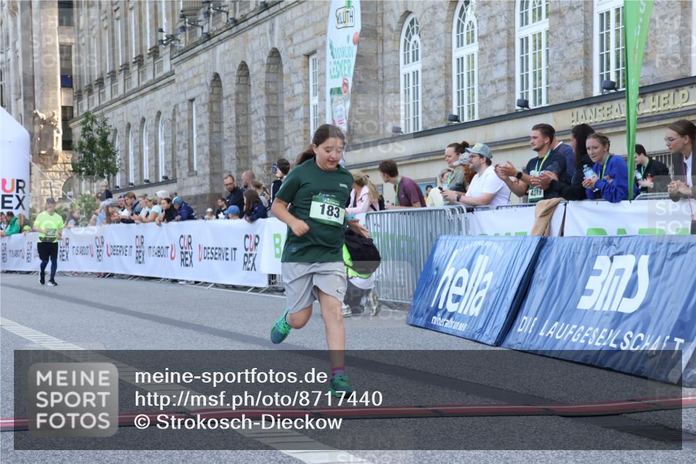 07.09.2025 - BARMER Alsterlauf Strokosch-Dieckow http://msf.ph/oto/8717440 07.09.2025 10:53:53 Ziel 183 meine-sportfotos.de