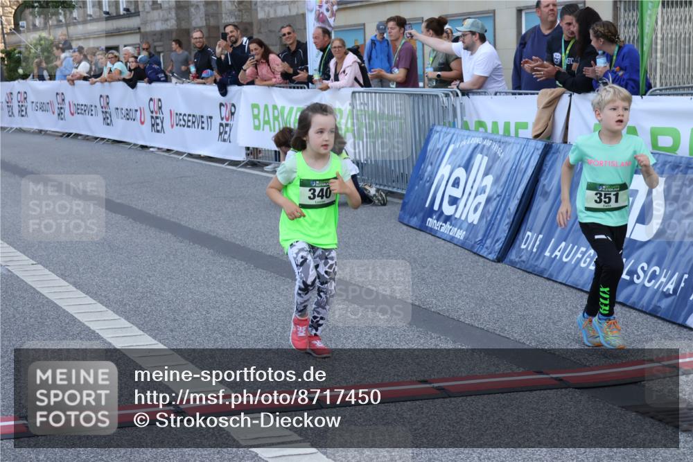 07.09.2025 - BARMER Alsterlauf Strokosch-Dieckow http://msf.ph/oto/8717450 07.09.2025 10:54:09 Ziel 340, 351, 353, 4129 meine-sportfotos.de