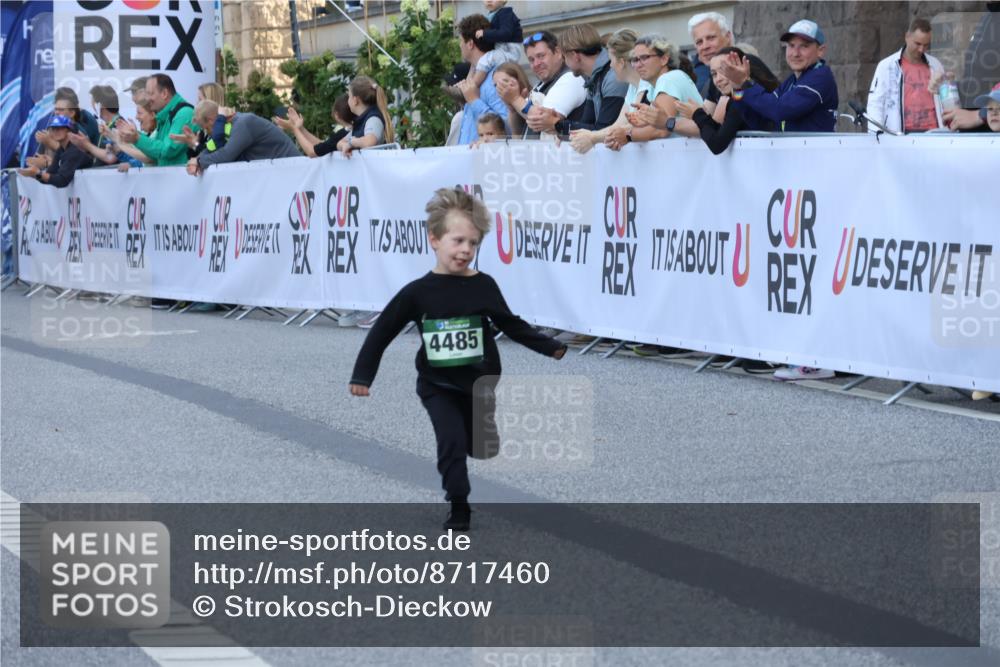 07.09.2025 - BARMER Alsterlauf Strokosch-Dieckow http://msf.ph/oto/8717460 07.09.2025 10:54:33 Ziel  meine-sportfotos.de