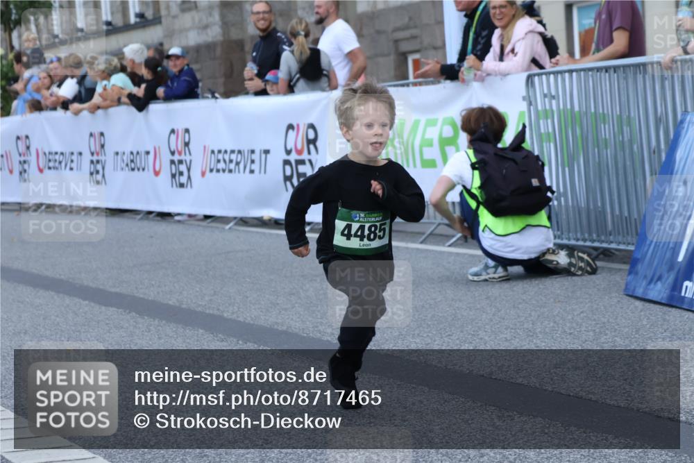 07.09.2025 - BARMER Alsterlauf Strokosch-Dieckow http://msf.ph/oto/8717465 07.09.2025 10:54:36 Ziel  meine-sportfotos.de