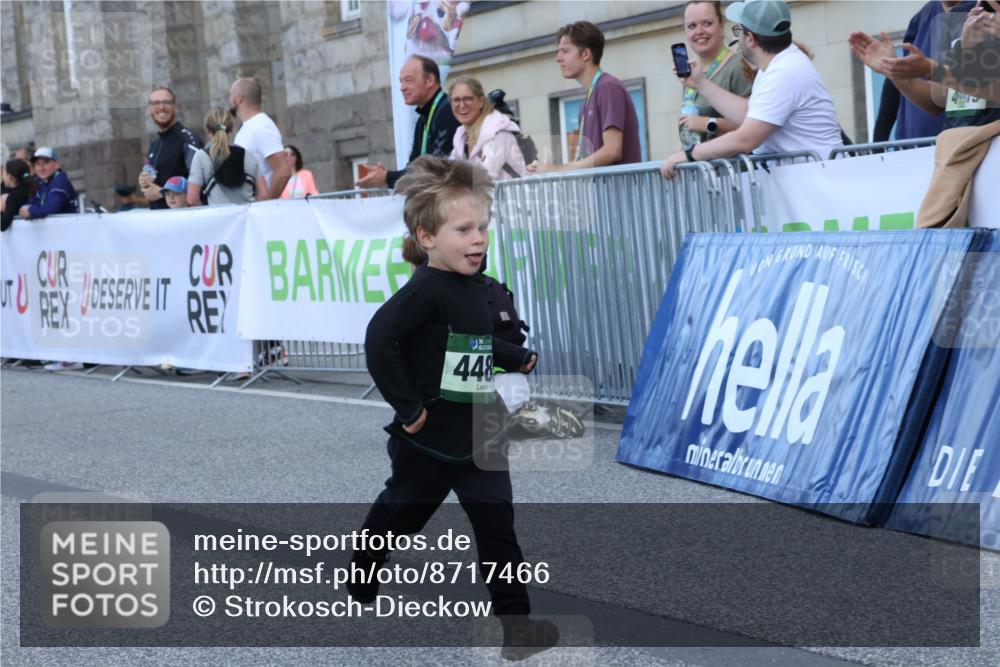 07.09.2025 - BARMER Alsterlauf Strokosch-Dieckow http://msf.ph/oto/8717466 07.09.2025 10:54:36 Ziel  meine-sportfotos.de