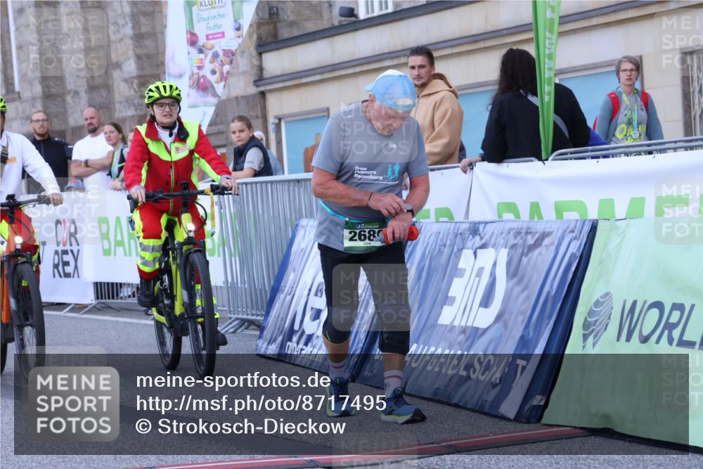 07.09.2025 - BARMER Alsterlauf Strokosch-Dieckow http://msf.ph/oto/8717495 07.09.2025 11:01:37 Ziel 2689 meine-sportfotos.de