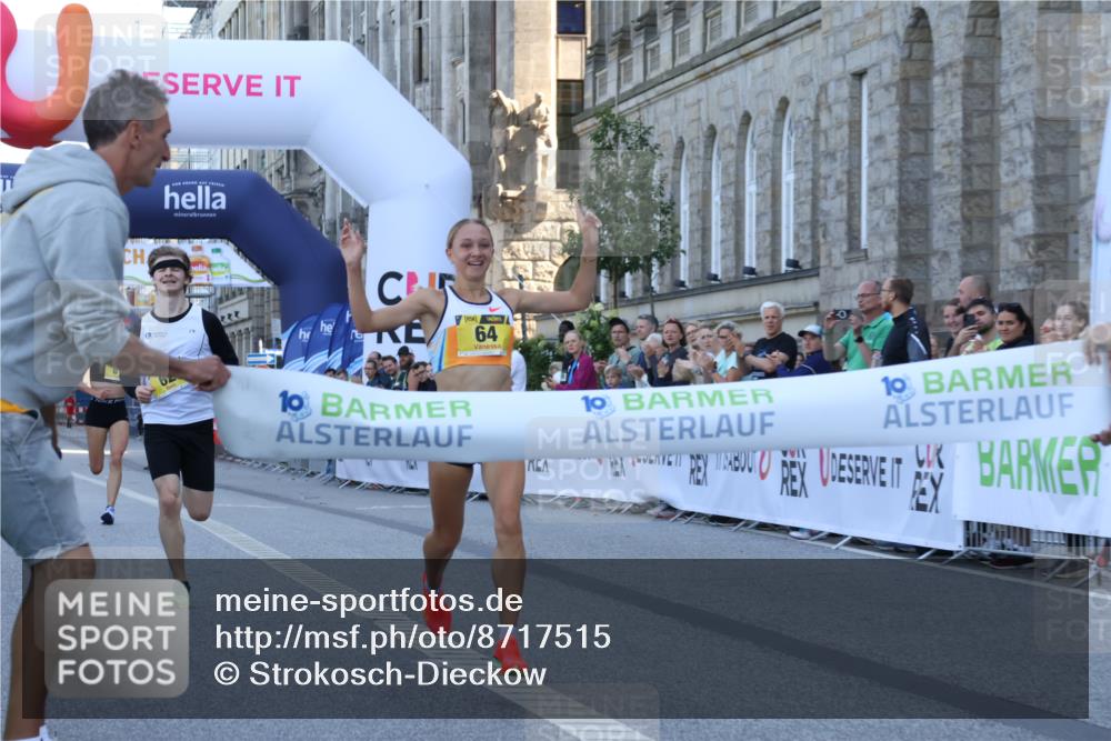 07.09.2025 - BARMER Alsterlauf Strokosch-Dieckow http://msf.ph/oto/8717515 07.09.2025 11:16:04 Ziel  meine-sportfotos.de