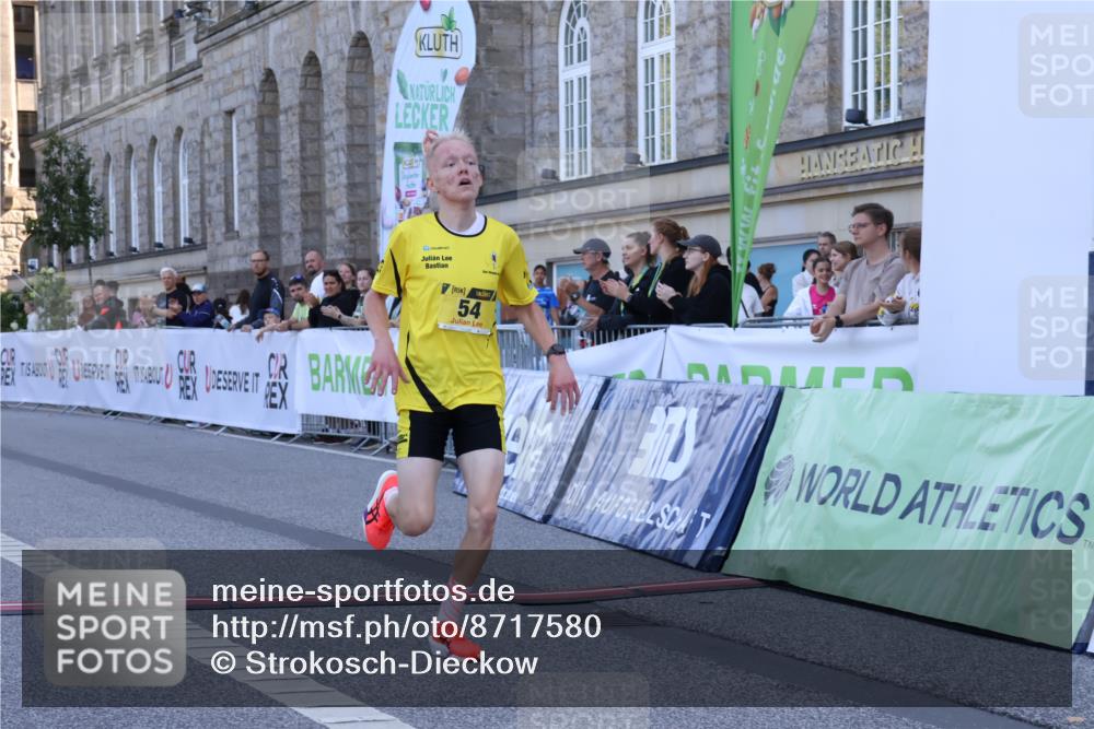 07.09.2025 - BARMER Alsterlauf Strokosch-Dieckow http://msf.ph/oto/8717580 07.09.2025 11:18:32 Ziel  meine-sportfotos.de