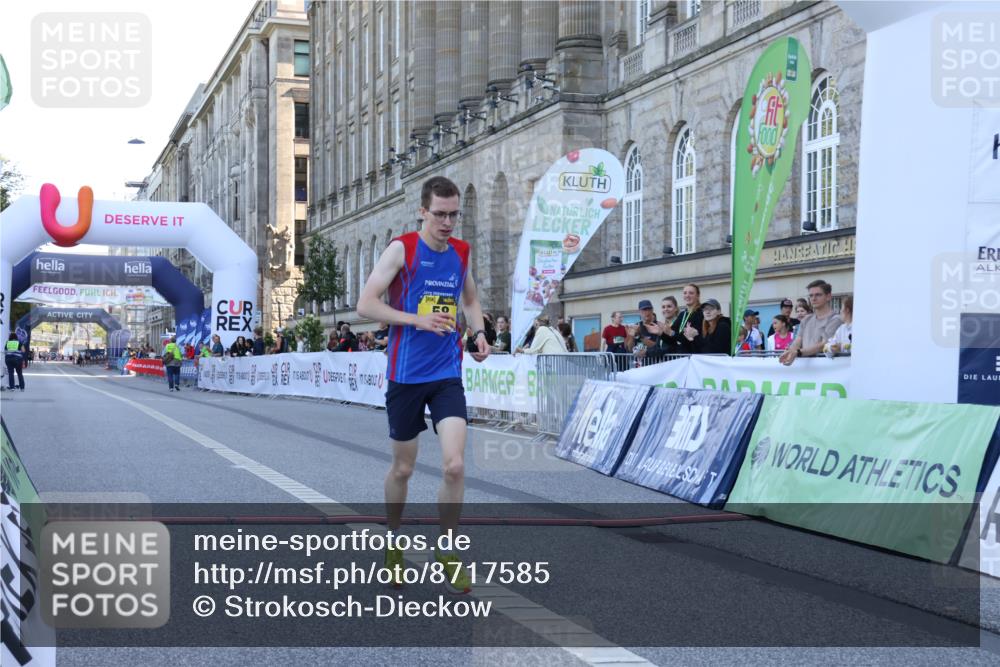 07.09.2025 - BARMER Alsterlauf Strokosch-Dieckow http://msf.ph/oto/8717585 07.09.2025 11:18:34 Ziel  meine-sportfotos.de