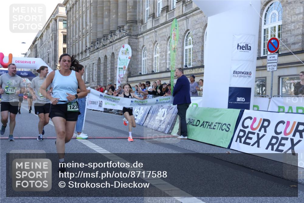 07.09.2025 - BARMER Alsterlauf Strokosch-Dieckow http://msf.ph/oto/8717588 07.09.2025 11:48:57 Ziel  meine-sportfotos.de