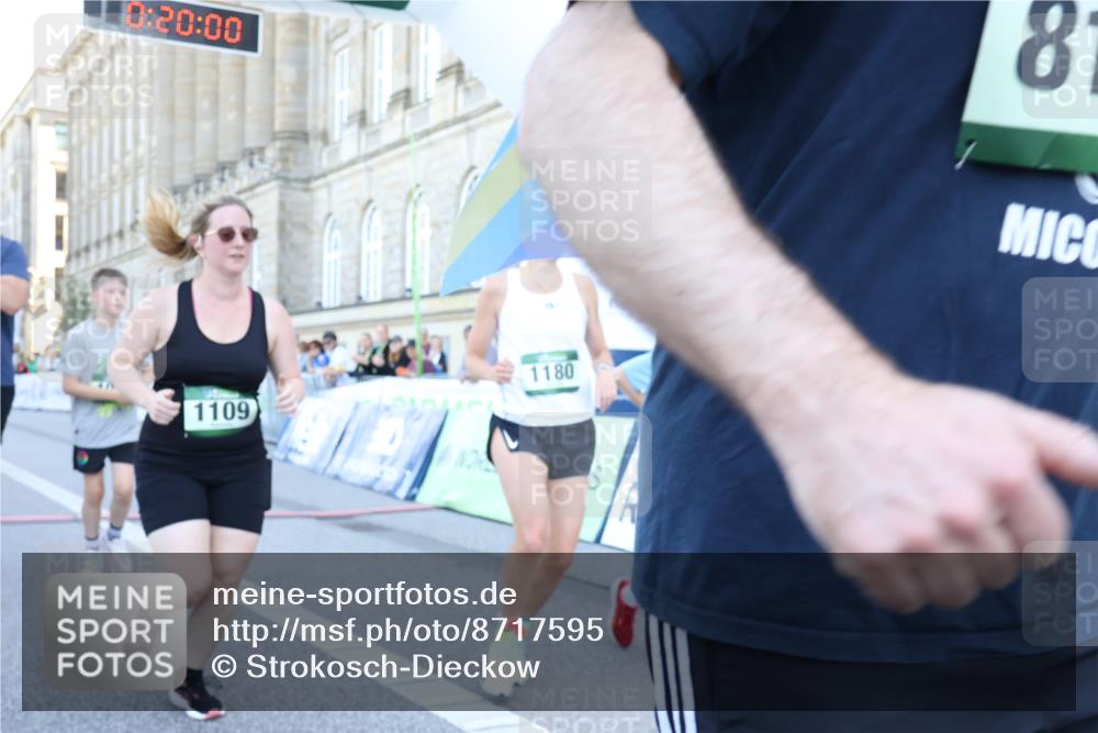 07.09.2025 - BARMER Alsterlauf Strokosch-Dieckow http://msf.ph/oto/8717595 07.09.2025 11:49:57 Ziel  meine-sportfotos.de