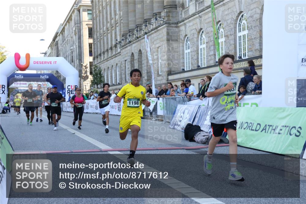07.09.2025 - BARMER Alsterlauf Strokosch-Dieckow http://msf.ph/oto/8717612 07.09.2025 11:51:43 Ziel  meine-sportfotos.de