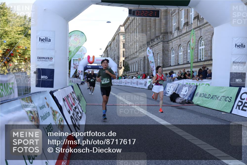 07.09.2025 - BARMER Alsterlauf Strokosch-Dieckow http://msf.ph/oto/8717617 07.09.2025 11:52:17 Ziel  meine-sportfotos.de