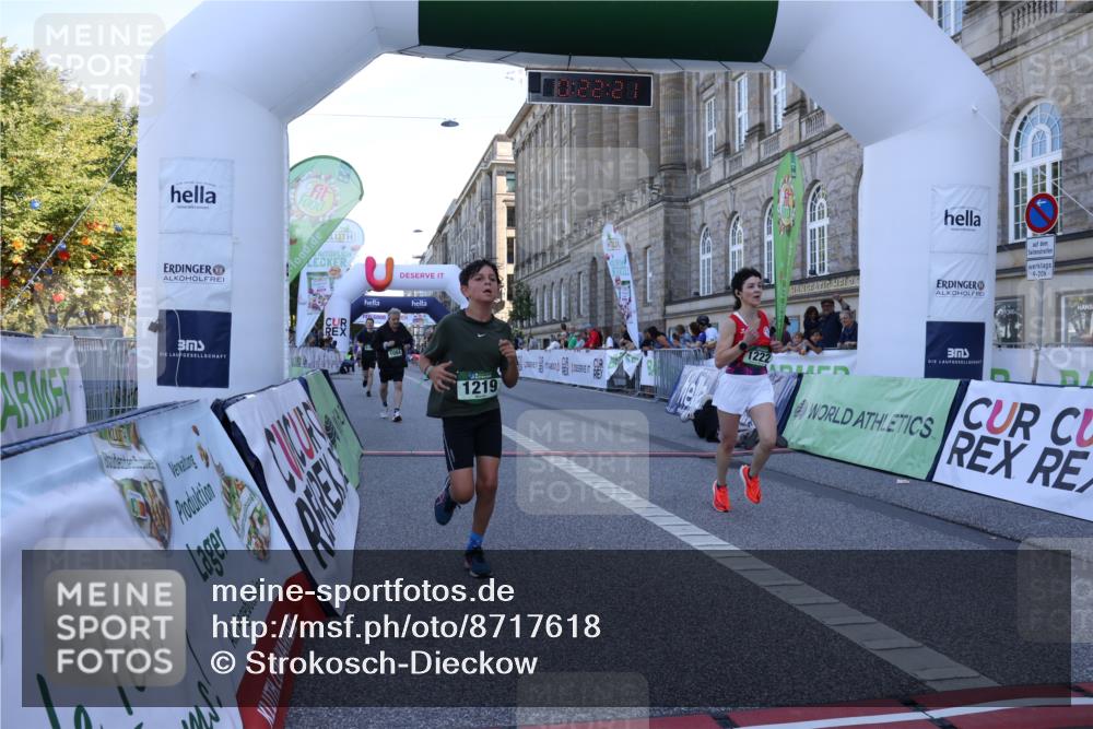 07.09.2025 - BARMER Alsterlauf Strokosch-Dieckow http://msf.ph/oto/8717618 07.09.2025 11:52:18 Ziel  meine-sportfotos.de
