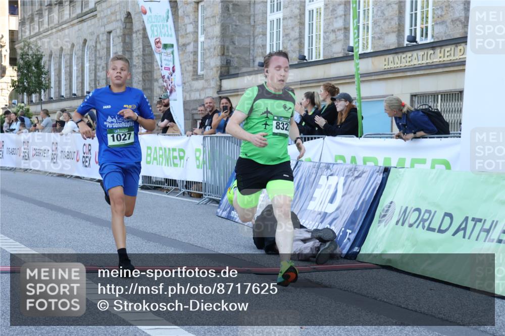 07.09.2025 - BARMER Alsterlauf Strokosch-Dieckow http://msf.ph/oto/8717625 07.09.2025 11:52:34 Ziel  meine-sportfotos.de