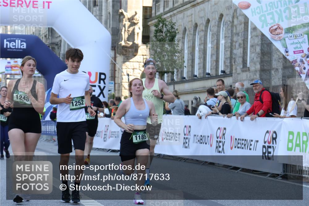 07.09.2025 - BARMER Alsterlauf Strokosch-Dieckow http://msf.ph/oto/8717633 07.09.2025 11:53:23 Ziel  meine-sportfotos.de