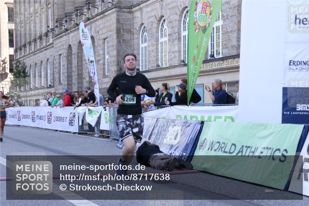 07.09.2025 - BARMER Alsterlauf Strokosch-Dieckow http://msf.ph/oto/8717638 07.09.2025 11:54:05 Ziel  meine-sportfotos.de