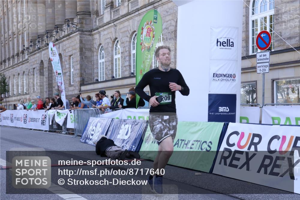 07.09.2025 - BARMER Alsterlauf Strokosch-Dieckow http://msf.ph/oto/8717640 07.09.2025 11:54:06 Ziel  meine-sportfotos.de