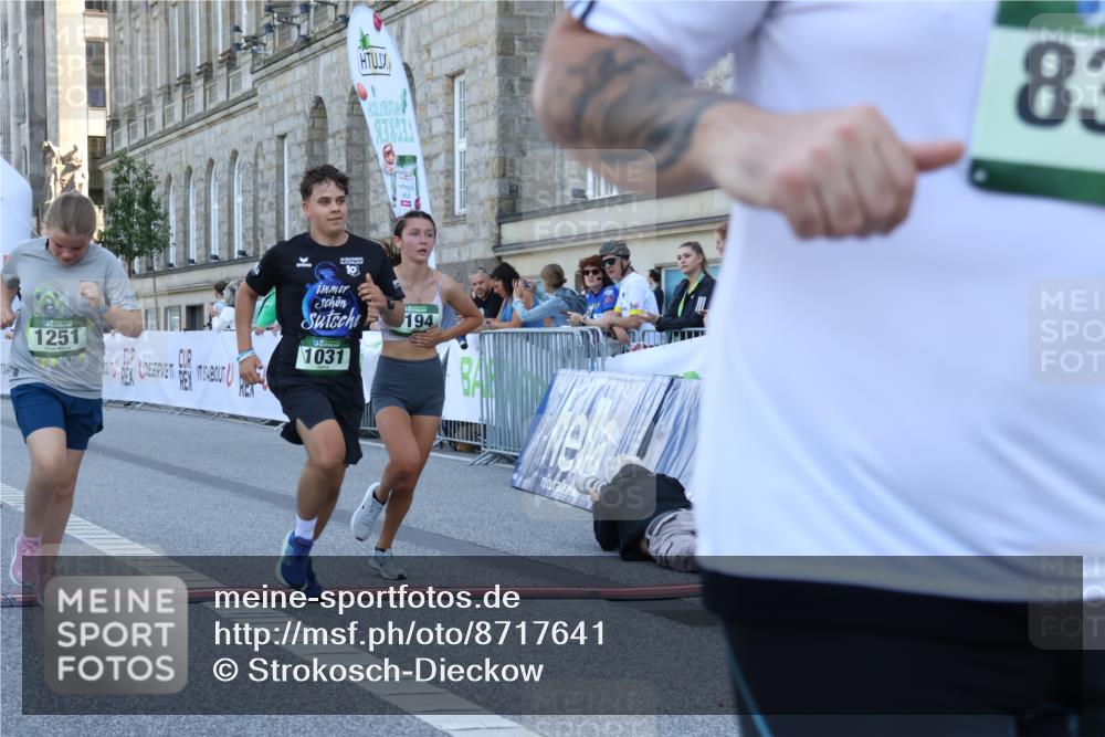 07.09.2025 - BARMER Alsterlauf Strokosch-Dieckow http://msf.ph/oto/8717641 07.09.2025 11:54:08 Ziel  meine-sportfotos.de