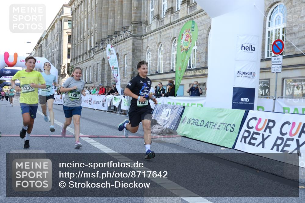07.09.2025 - BARMER Alsterlauf Strokosch-Dieckow http://msf.ph/oto/8717642 07.09.2025 11:54:08 Ziel  meine-sportfotos.de